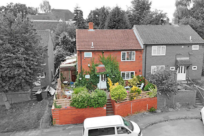 4 Bedroom Semi-Detached House For Sale In The Lynch, Polesworth, B78