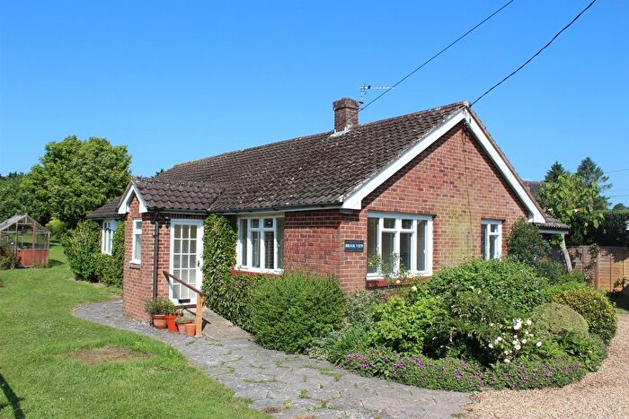3 Bedroom Detached Bungalow To Rent In Northbrook, Micheldever, Winchester, SO21
