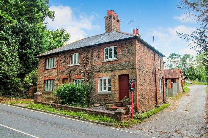 2 Bedroom Semi-Detached House For Sale In North Street, Turners Hill, Crawley, West Sussex., RH10