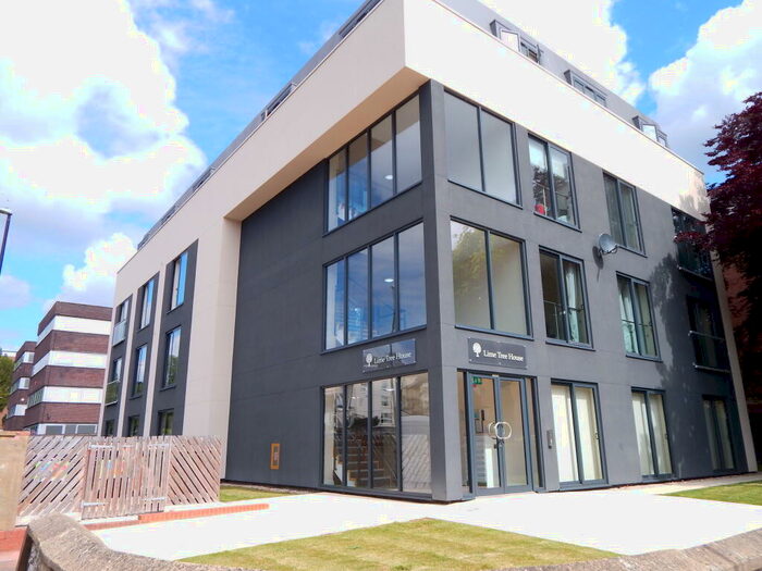 2 Bedroom Apartment To Rent In St. Leonards Road, BN21