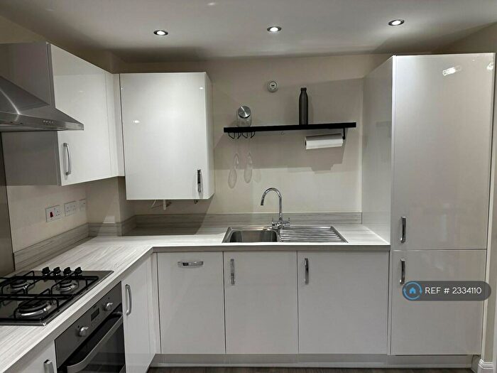 1 Bedroom Semi-Detached House To Rent In Lithgows Avenue, Brooklands, Milton Keynes, MK10