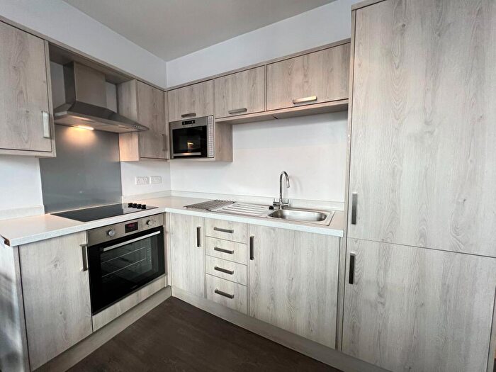 2 Bedroom Apartment To Rent In Flat, Millicent Road, West Bridgford, Nottingham, NG2