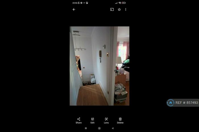 2 Bedroom Flat To Rent In Lichfield Road, London, NW2