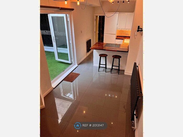 1 Bedroom Flat To Rent In Bedford Sq, Brighton, BN1