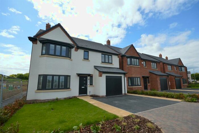 4 Bedroom House To Rent In Read Robinson Avenue, Saxilby, Lincoln, LN1