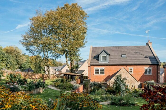 5 Bedroom Detached House For Sale In Lisset Close, Oakerthorpe, Alfreton, DE55