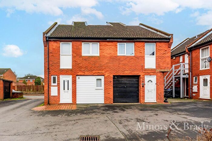 4 Bedroom Semi Detached House To Rent In Brampton Court, Norwich, NR5