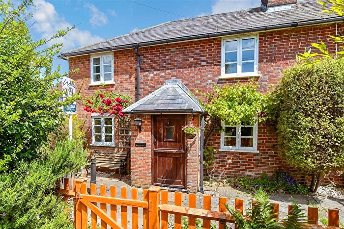 3 Bedroom End Of Terrace House For Sale In Red Hill, Wateringbury, Maidstone, Kent, ME18