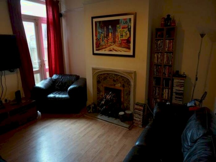 4 Bedroom Flat To Rent In Red House, Loughborough LE11