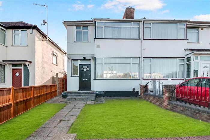 3 Bedroom End Of Terrace House To Rent In Cotman Gardens, Edgware, HA8