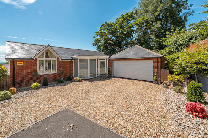 4 Bedroom Detached House For Sale In Bayford Court, Bayford Hill, Wincanton, BA9