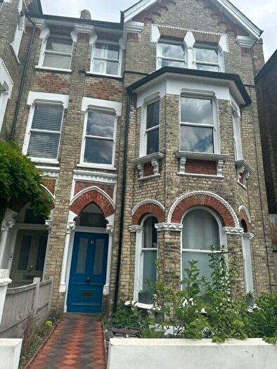 1 Bedroom Flat To Rent In Oakhurst Grove, SE22