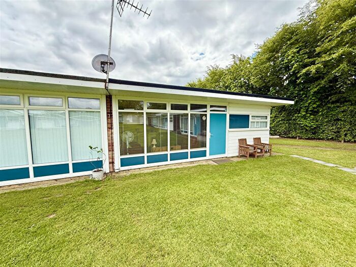 2 Bedroom Chalet For Sale In Broadside Chalet Park, Stalham, NR12
