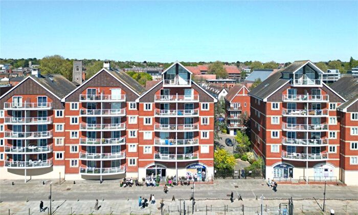 4 Bedroom Penthouse For Sale In Neptune Square, Ipswich, Suffolk, IP4