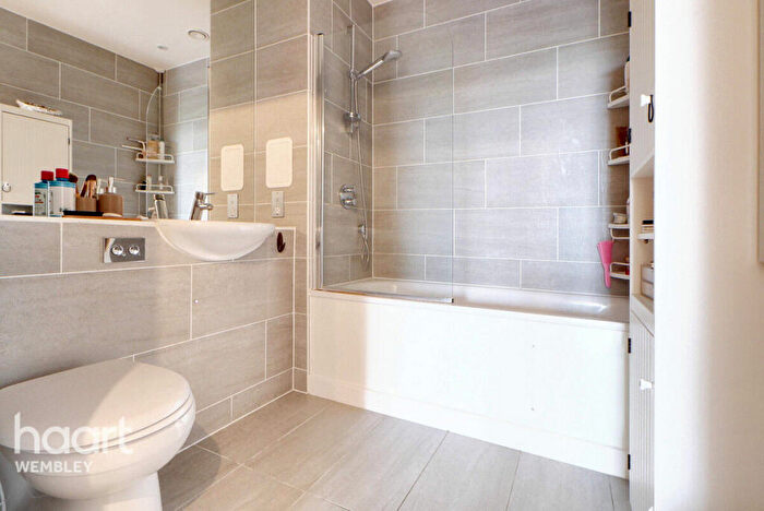 2 Bedroom Apartment For Sale In Wembley Park, HA9