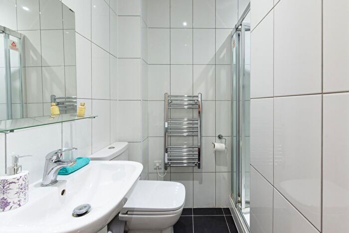 Studio To Rent In Welford Road, Knighton Fields, Leicester, LE2