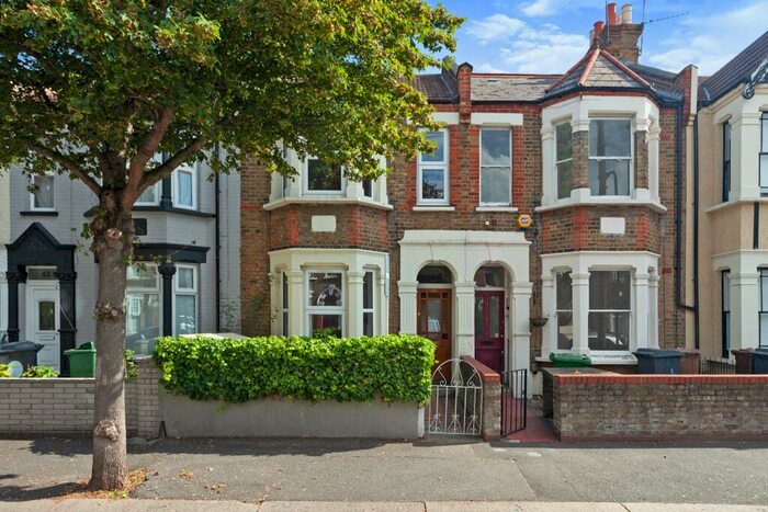3 Bedroom Terraced House To Rent In Somerset Road, Walthamstow, London, E17