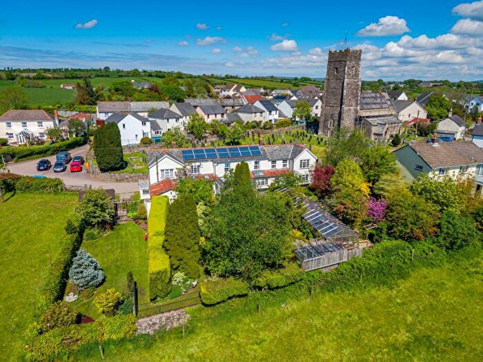 5 Bedroom Detached House For Sale In Fern Cottage, West Buckland, EX32