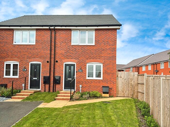 2 Bedroom Semi Detached House For Sale In Deemers Stile, Redhill, Telford, Shropshire, TF2