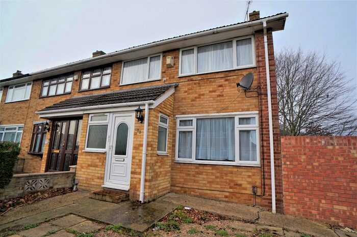 3 Bedroom End Of Terrace House To Rent In Marling Way, Gravesend, DA12