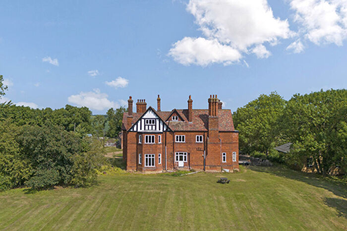 8 Bedroom Detached House For Sale In Easton Road, Stonely, St. Neots, Cambridgeshire, PE19