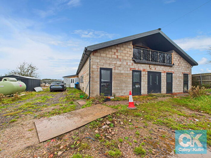 5 Bedroom Detached House For Sale In Lyne Hill Lane, Penkridge, Staffordshire, ST19