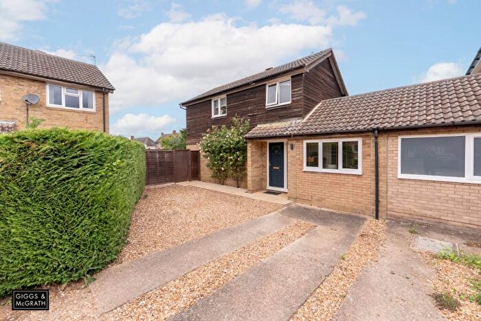3 Bedroom Link Detached House For Sale In Pennway, Somersham, Huntingdon, Cambridgeshire, PE28