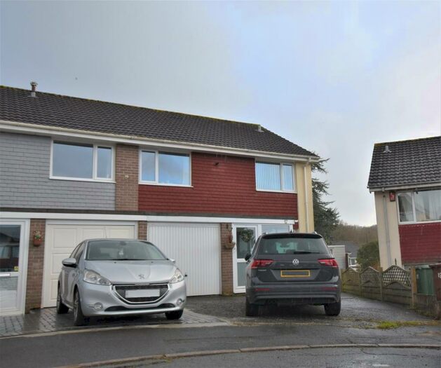 4 Bedroom Semi-Detached House To Rent In Budleigh Close, Plymstock, PL9