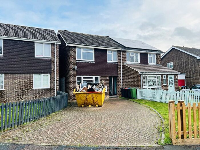 3 Bedroom Property To Rent In Goldsmith Drive, Newport Pagnell, Buckinghamshire., MK16