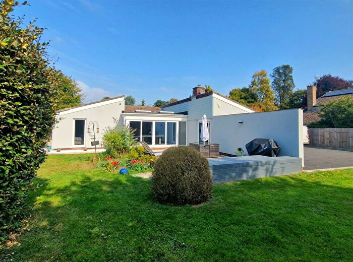 4 Bedroom Detached Bungalow For Sale In Lodge Close, Great Barton, Bury St. Edmunds, IP31