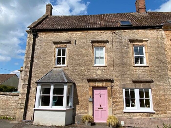 4 Bedroom End Of Terrace House For Sale In Frome Road, Beckington, BA11