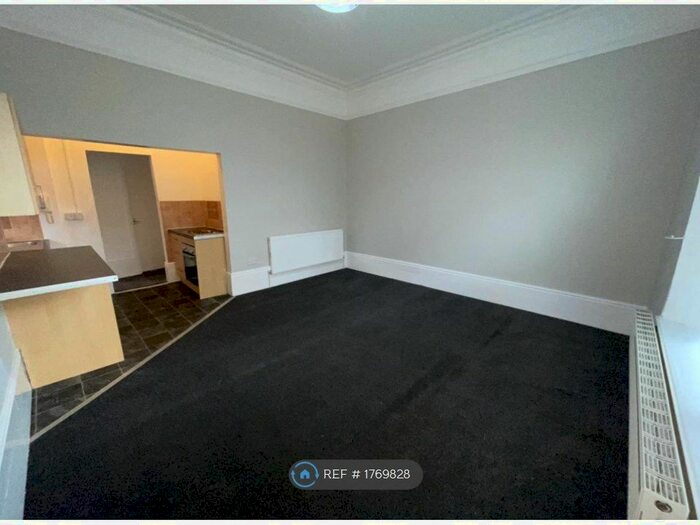 1 Bedroom Flat To Rent In St. Marys Road, Doncaster, DN1