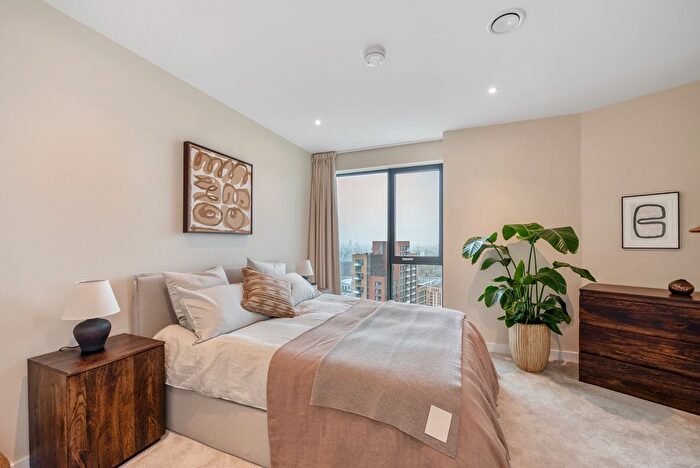 1 Bedroom Flat To Rent In Riverstone Heights, Reed Avenue, London, E3