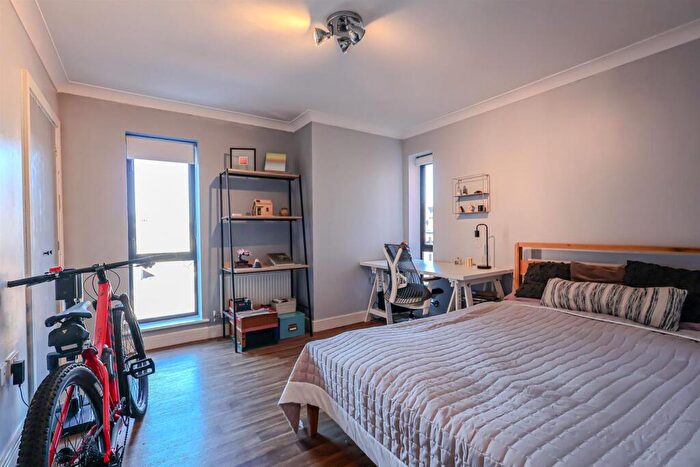 2 Bedroom Apartment For Sale In The Pinnacle, Cottage Terrace, Nottingham, NG1