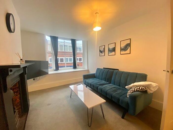 1 Bedroom Flat To Rent In Duke Street, Henley-on-thames, RG9