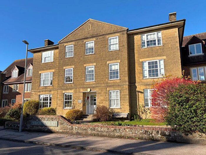 3 Bedroom Flat For Sale In Savoy Court, Shaftesbury, SP7