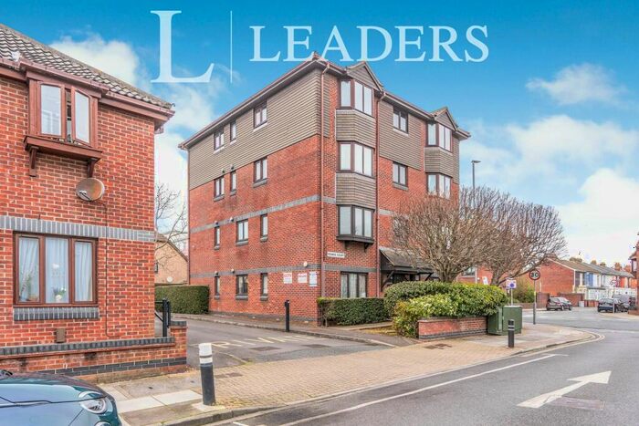 2 Bedroom Apartment To Rent In Rowan Court, Southsea, PO4