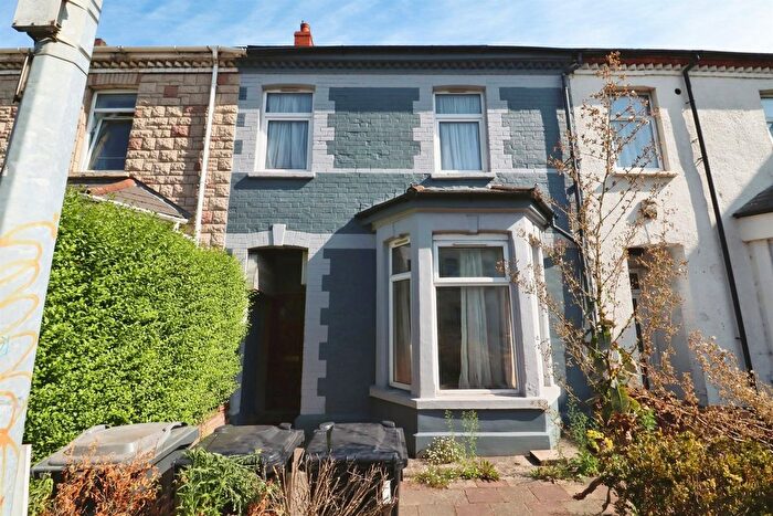 1 Bedroom Flat For Sale In Penarth Road, Cardiff, CF11