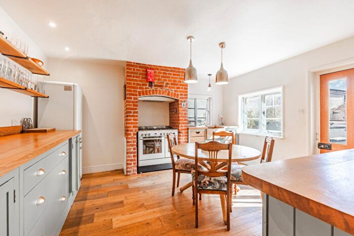 5 Bedroom Property For Sale In Grade Ii Listed Cottage In Shipdham, IP25
