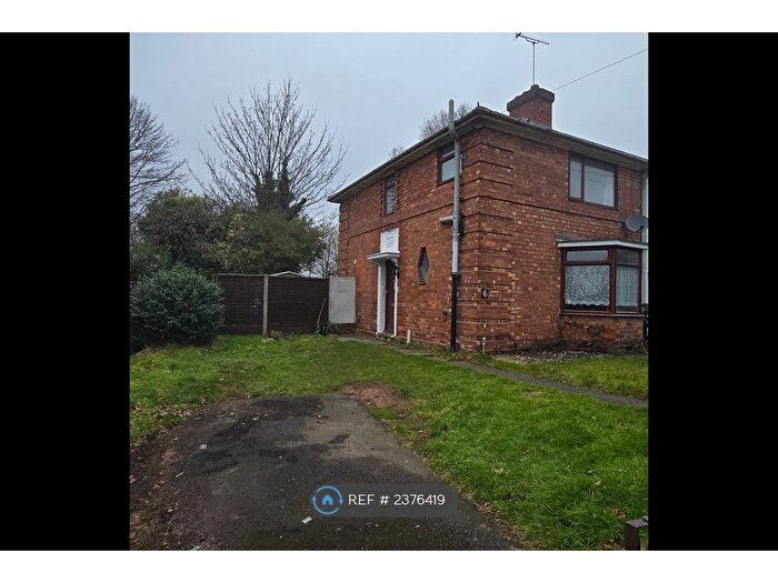 3 Bedroom Semi-Detached House To Rent In Bendall Road, Birmingham, B44