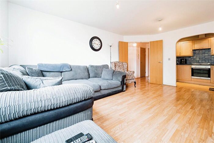 1 Bedroom Flat For Sale In Elderberry Way, East Ham, London, E6