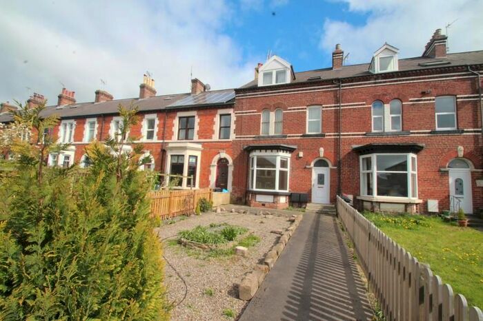 1 Bedroom Flat To Rent In The Avenue, Harrogate, HG1