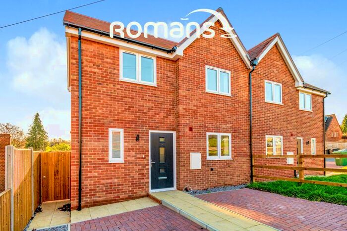 2 Bedroom Semi-Detached House To Rent In Stanmore, Winchester, SO22