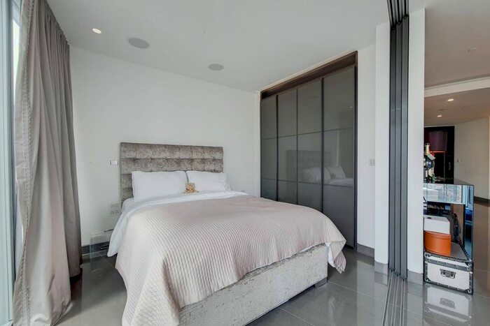 1 Bedroom Flat To Rent In St. George Wharf, Nine Elms, London, SW8