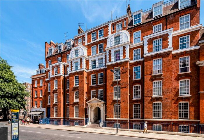 Studio To Rent In Jenner House, Hunter Street, London, WC1N