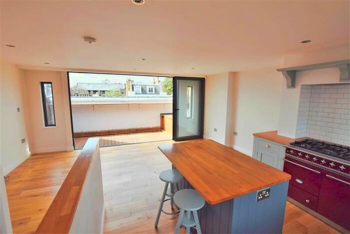 2 Bedroom Flat To Rent In Chalcot Road, Primrose Hill, London, NW1