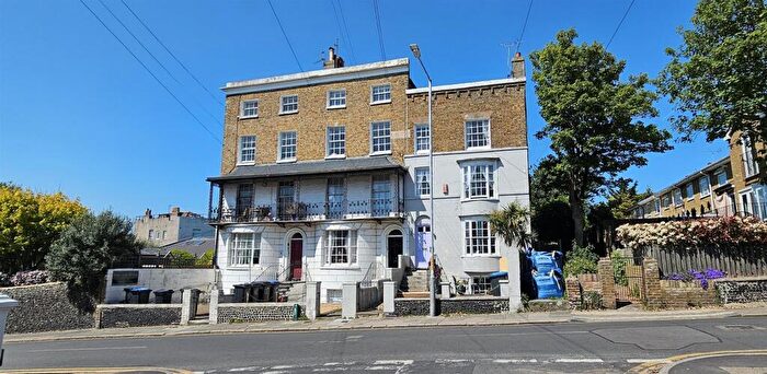 1 Bedroom Flat To Rent In Stone Road, Broadstairs, CT10