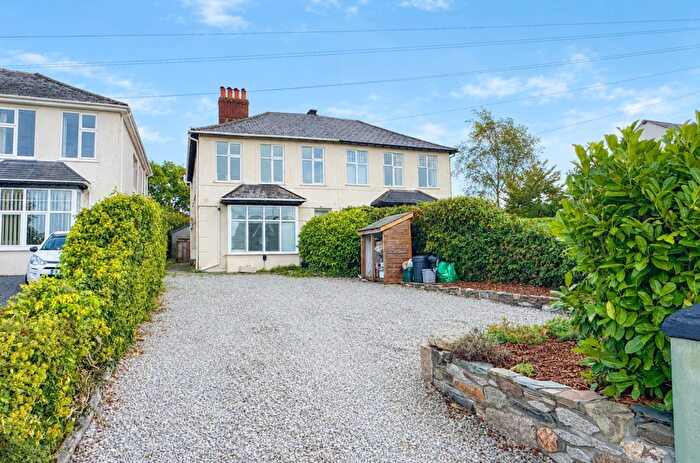 4 Bedroom Semi-Detached House For Sale In Launceston Road, Tavistock, PL19