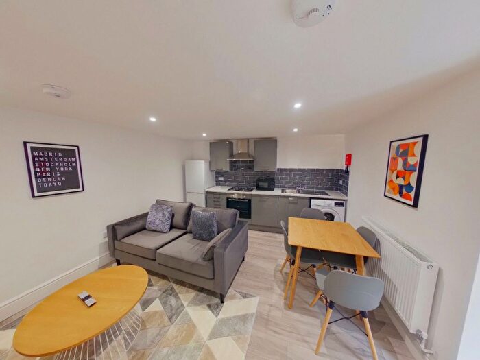 2 Bedroom Semi-detached House To Rent In E Portland Street, Lincoln, LN5