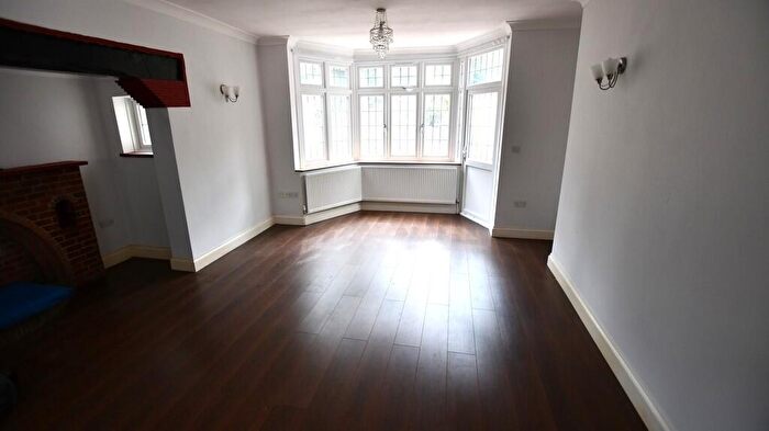 4 Bedroom Detached House To Rent In Croham Valley Road, South Croydon, CR2